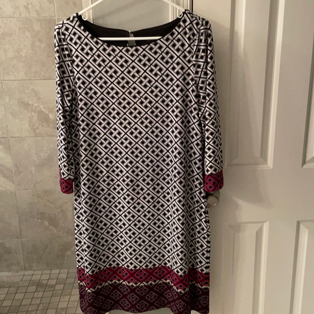 White House black market dress - black and white with red and black trim